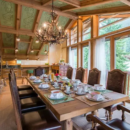 Chalet Laurus Apartment *